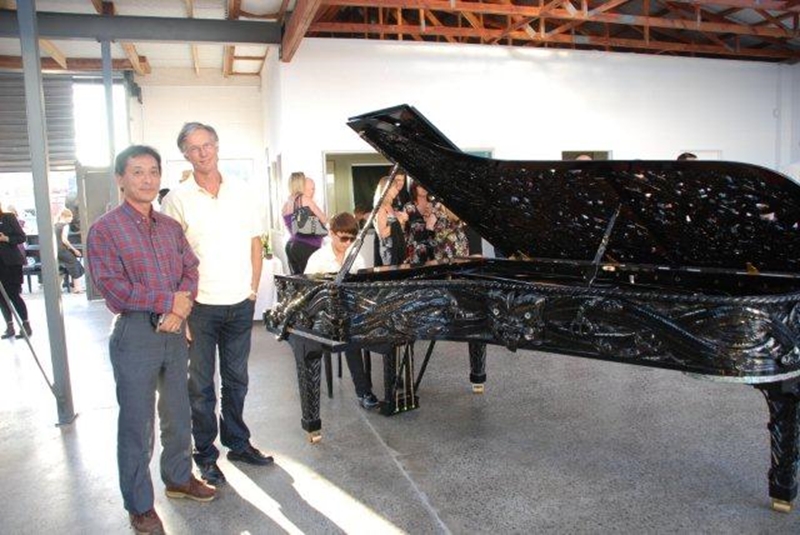 Jenkinpiano partners David Jenkin (R) and Yugi Nakamura (L) at the Henderson, Auckland, preview of the finished work in March 2011.